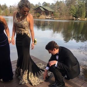 Gorgeous prom dress!